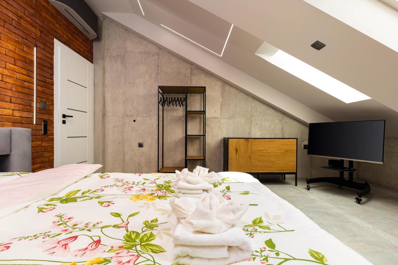 Industrial-Style 2Bd Loft With Parking Spot By Flat Mаnager Apartment Plovdiv Exterior photo